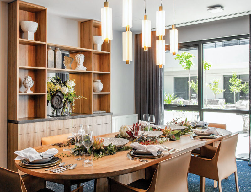 arcare-aged-care-essendon-14-1920x980pxl-72dpi-dining room